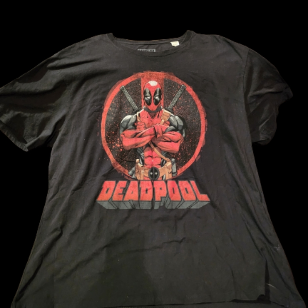 Deadpool shirt